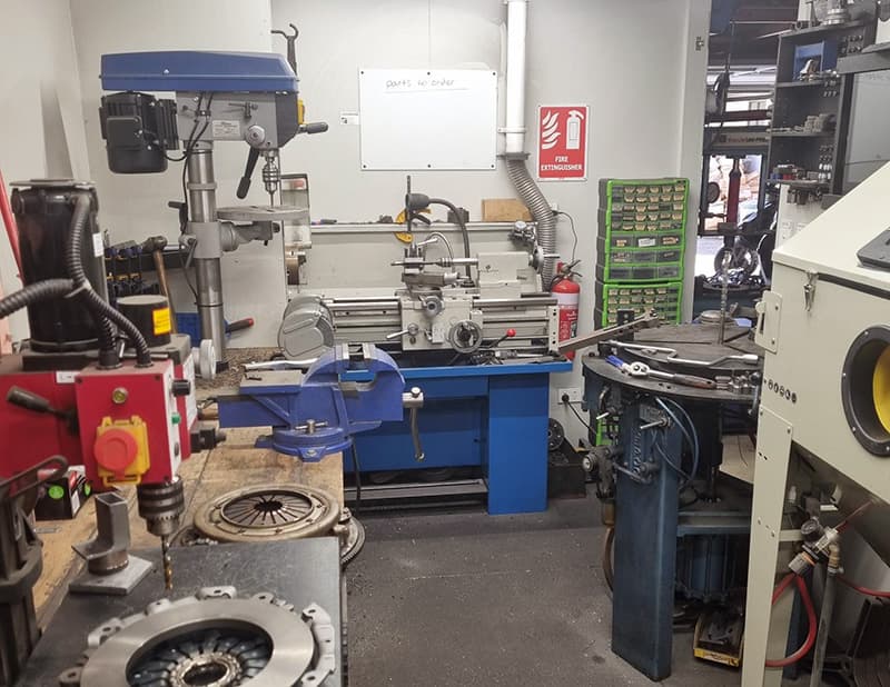 Drew’s Automotive. Clutch specialists, clutch repairs and servicing, clutch rebuilding service, clutch rebuilds. Workshop in Wellington, NZ